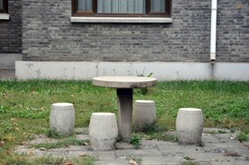 石桌石凳