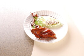 脆皮乳鸽