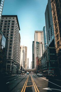 城市街道高楼景观