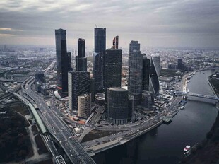 俯瞰繁华都市建筑群