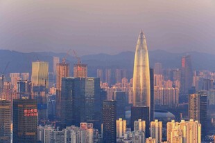 城市天际线壮丽景观