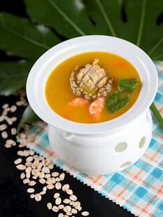 金汤燕麦 海鲜盅