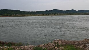 大河風(fēng)光