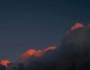 晚霞映云景