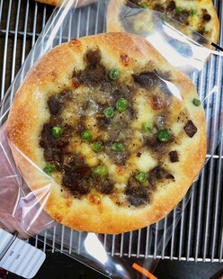 牛肉披萨