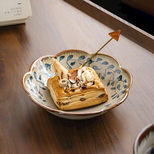 坚果千层酥