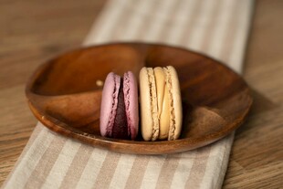 木盤里的美味馬卡龍