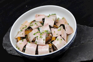 美味雞肉海鮮混合菜肴