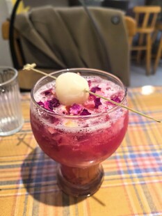 美味紫薯冰淇淋甜品