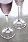 高脚酒杯