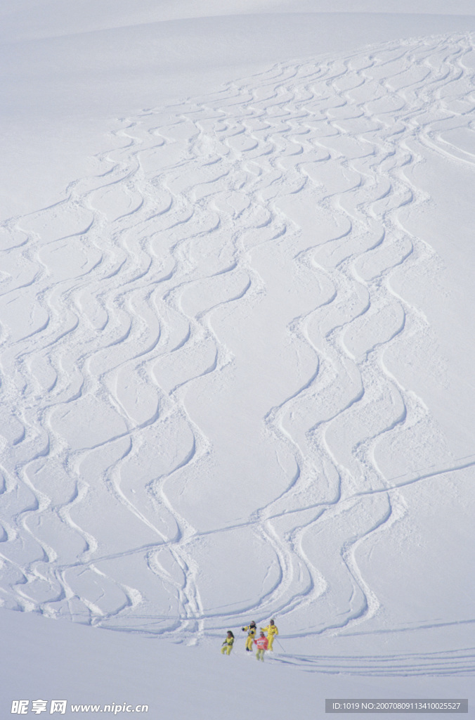 滑雪运动