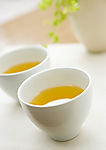 两杯清茶