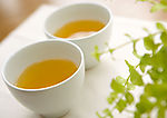 两杯清茶