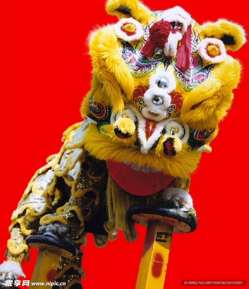 中国经典舞狮图（PSD分层文件）