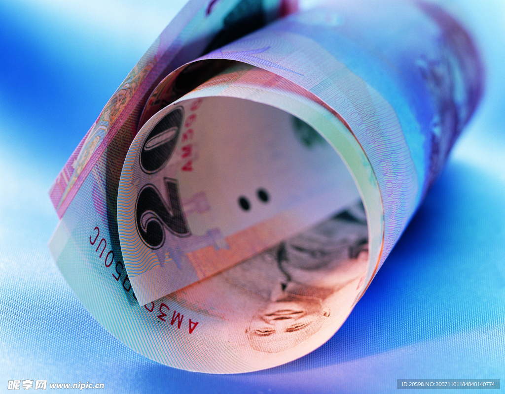 金融