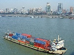2007年中国港口集装箱吞吐量将突破1亿标准箱
