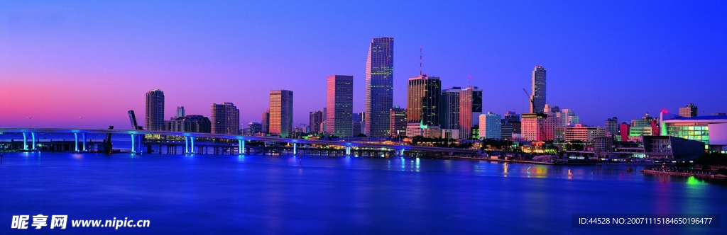 超宽屏夜景