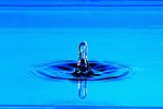 水