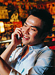 酒吧男人打电话2