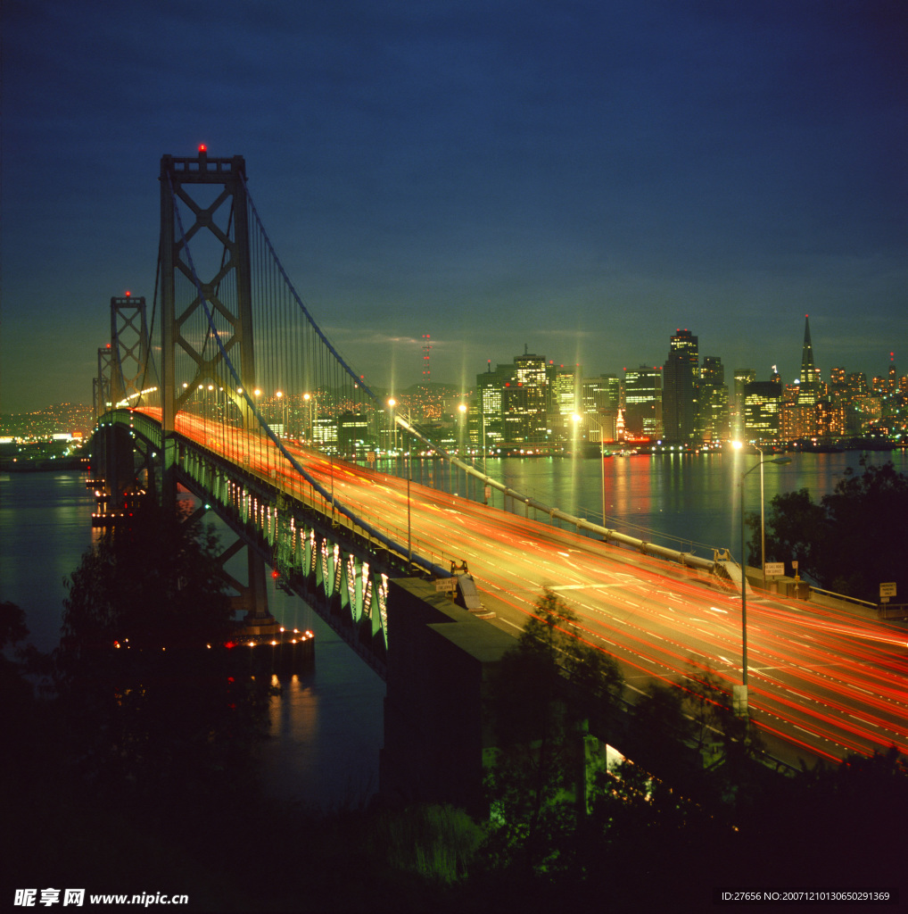 大桥夜景
