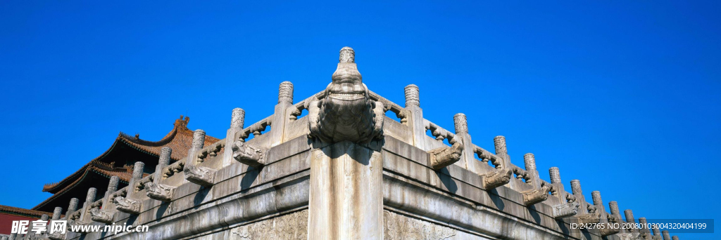 宏伟建筑（宽幅）