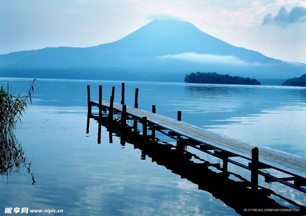 湖光山水