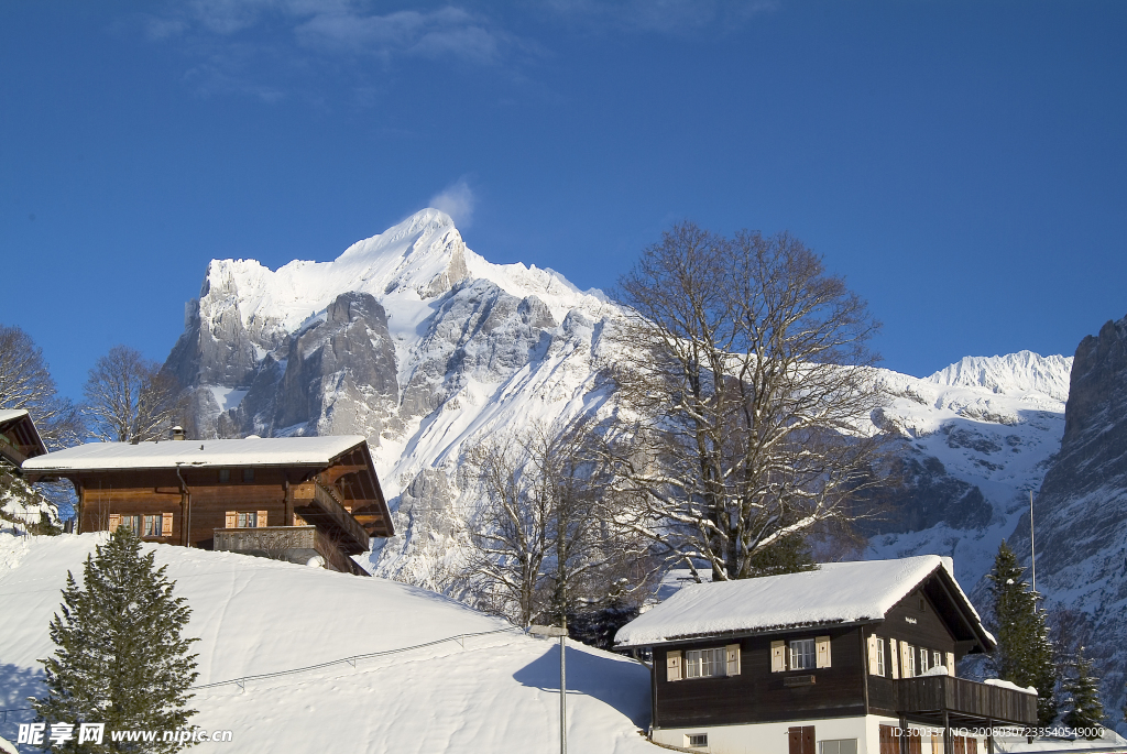 歐洲建築雪景