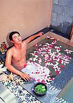 男士泡澡