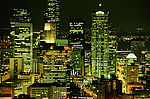 加拿大高楼夜景