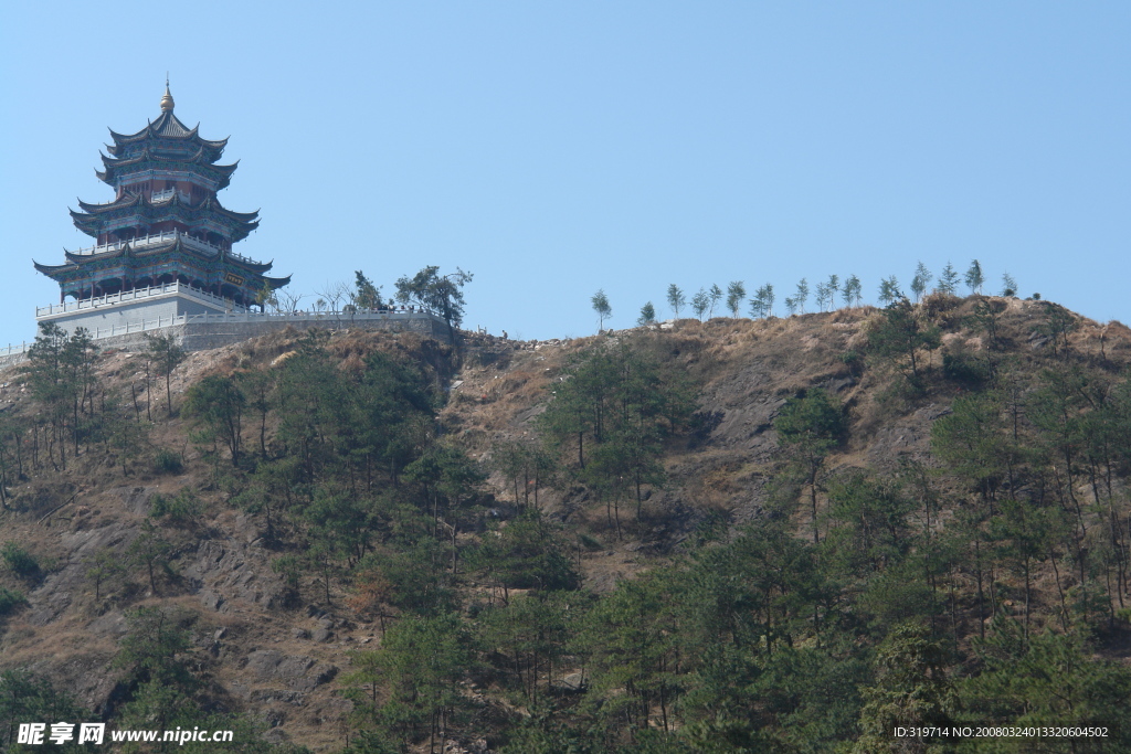 登高山