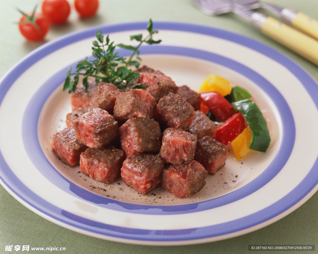孜然羊肉粒