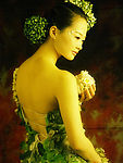 女性