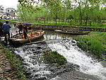 小河船渡