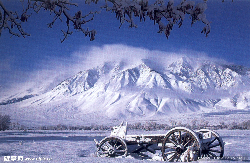 雪山冰车