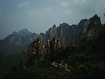 黄山峭壁
