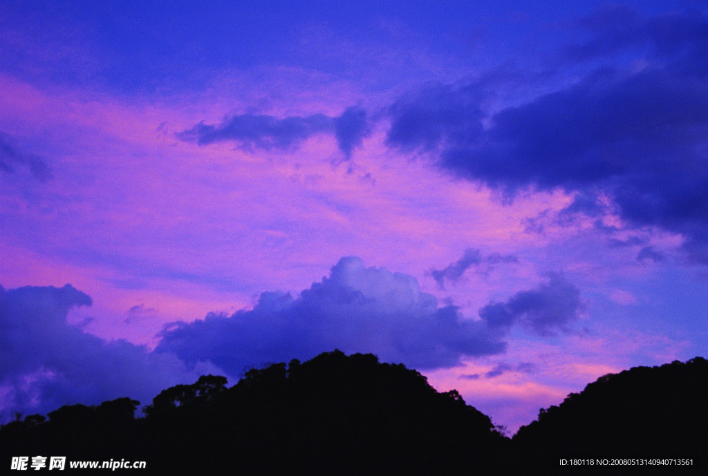 天空
