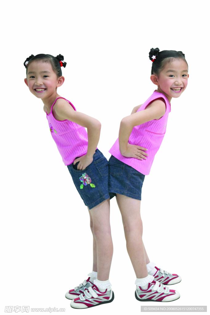 两个女孩