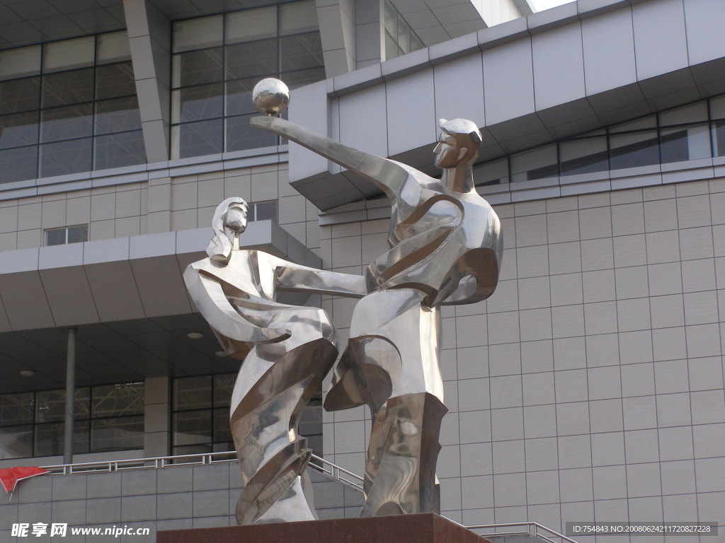 井冈山大学雕塑