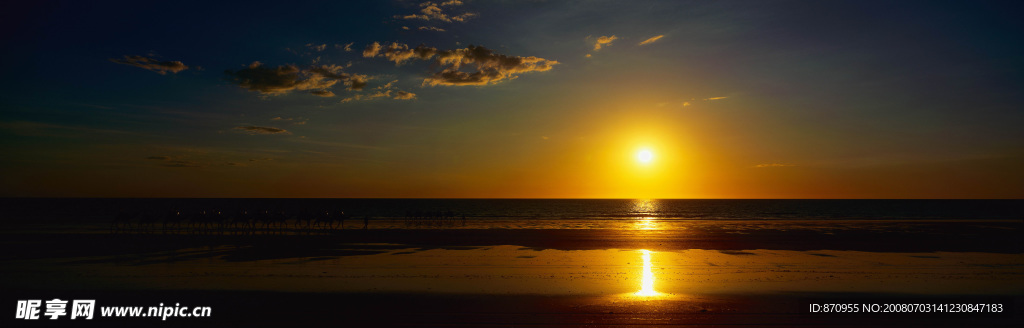 夕阳入海