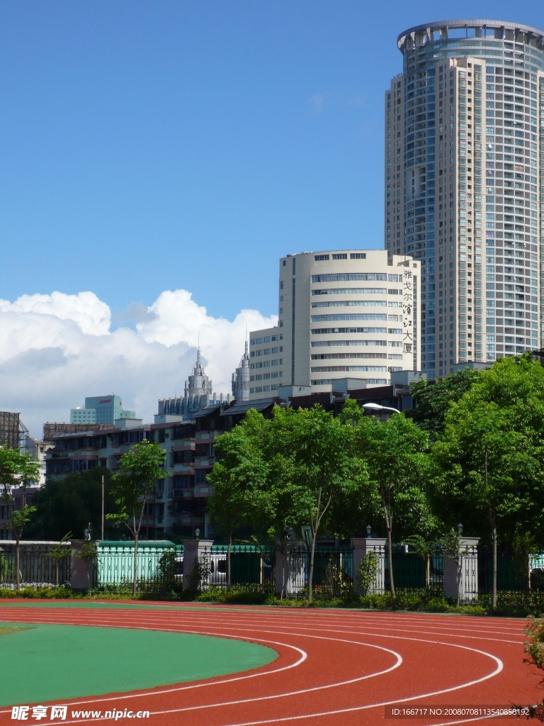 学校操场