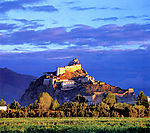 西藏江孜宗山古堡