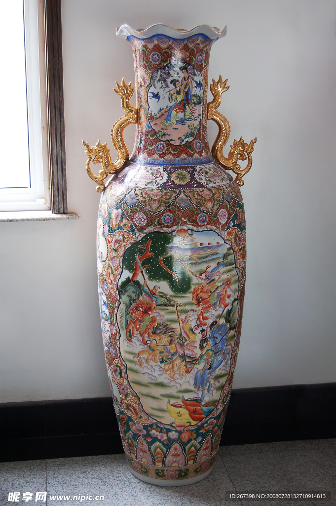 工艺彩绘大瓷花瓶