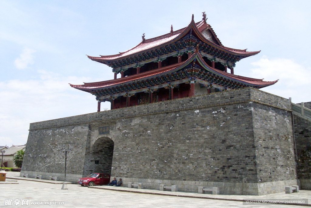 大理古城门