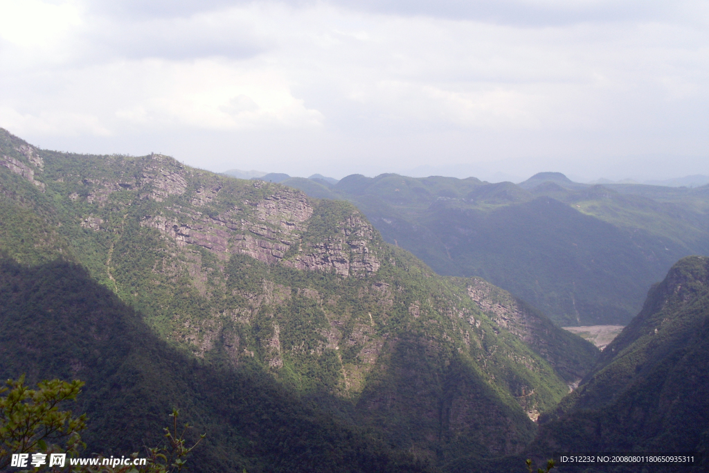 家乡的山