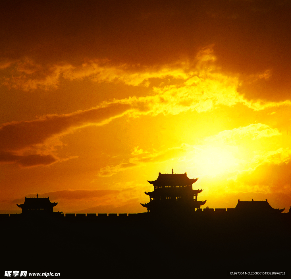 城楼夕照