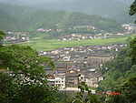 客家山村石寨