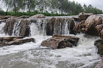 溪水