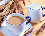 热奶茶