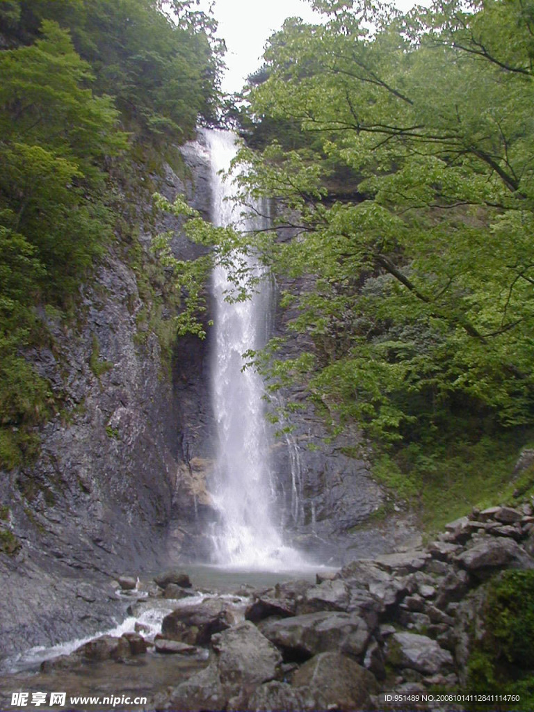 山涧
