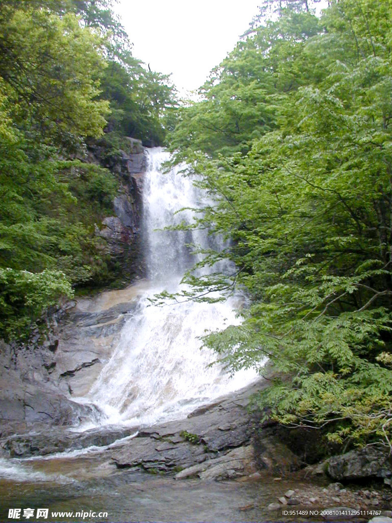 山涧